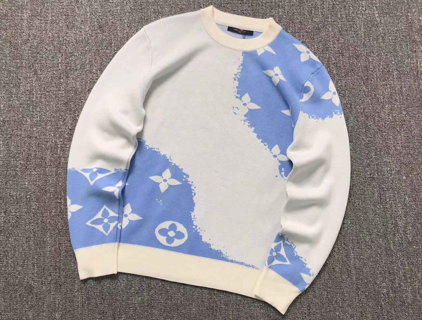 LV. SWEAT