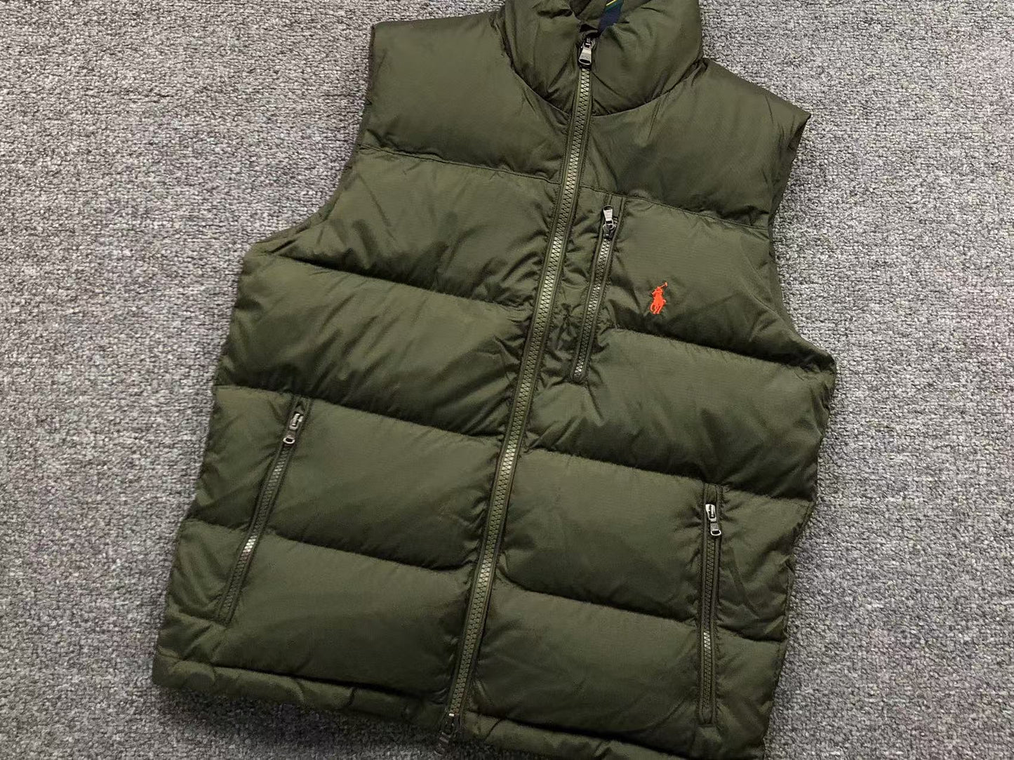 RALPH LAUREN VESTE SANS MANCHES