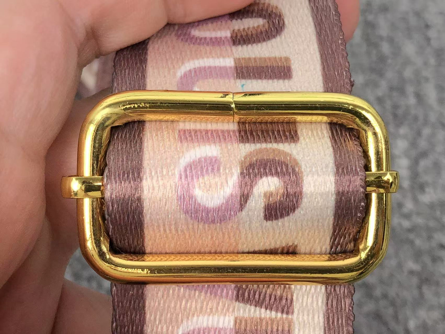 LV. SAC FEMME