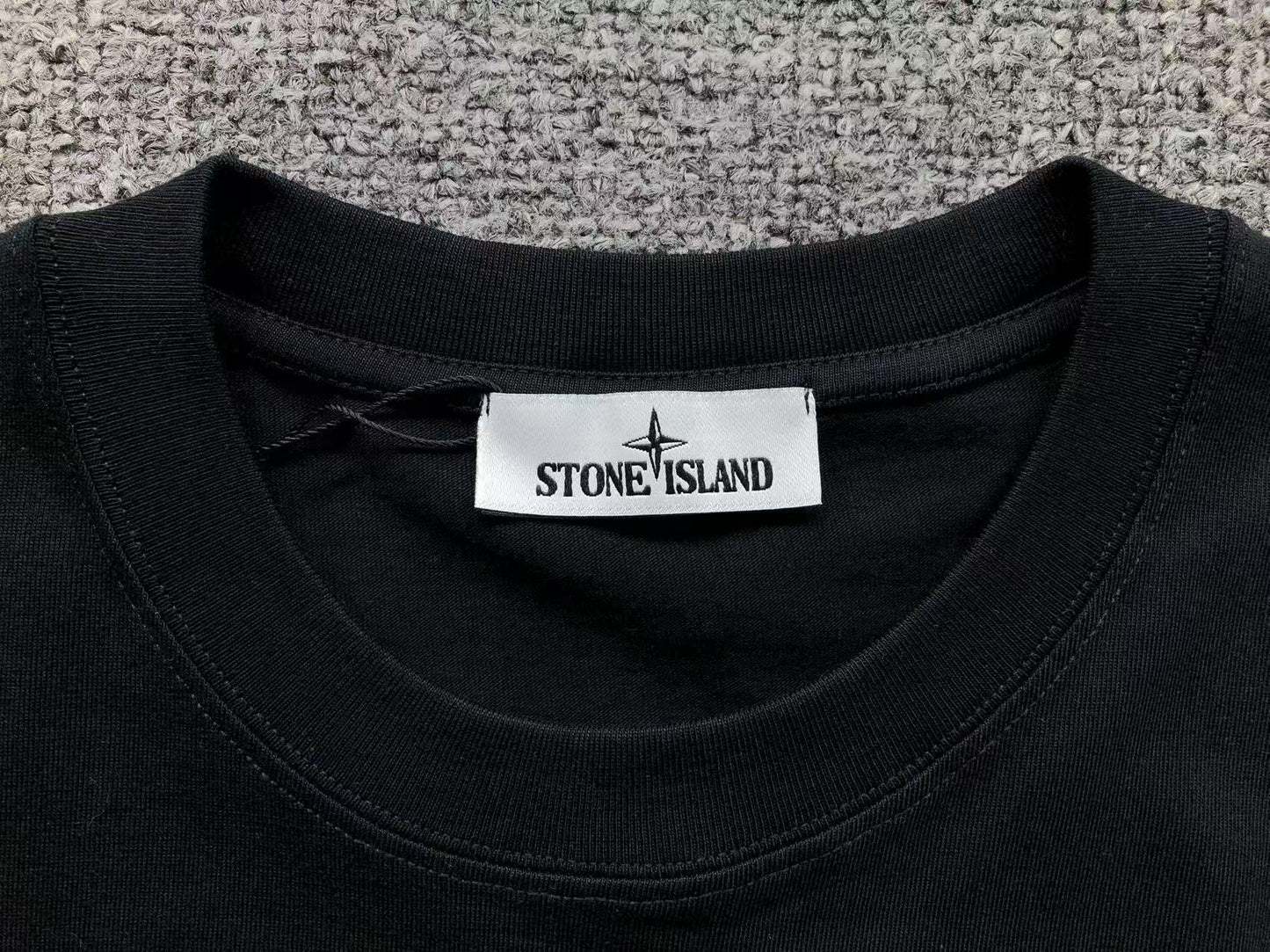 STONE ISLAND T-SHIRT