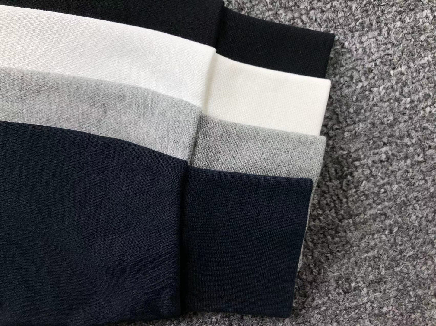 RALPH LAUREN PULL SANS CAPUCHE