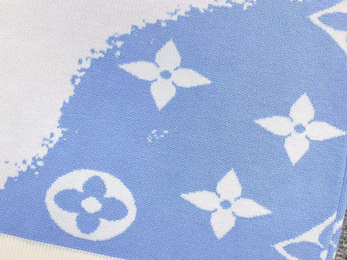 LV. SWEAT