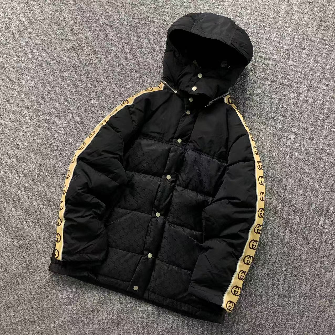 GUCCI DOUDOUNE