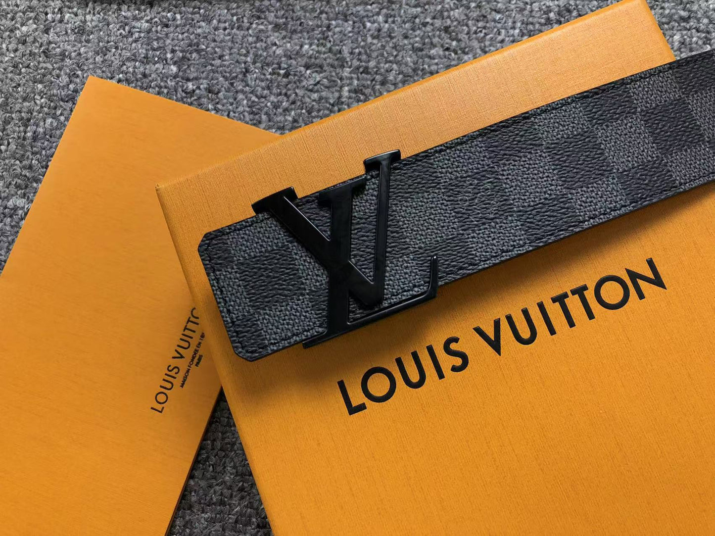 LV. CEINTURE