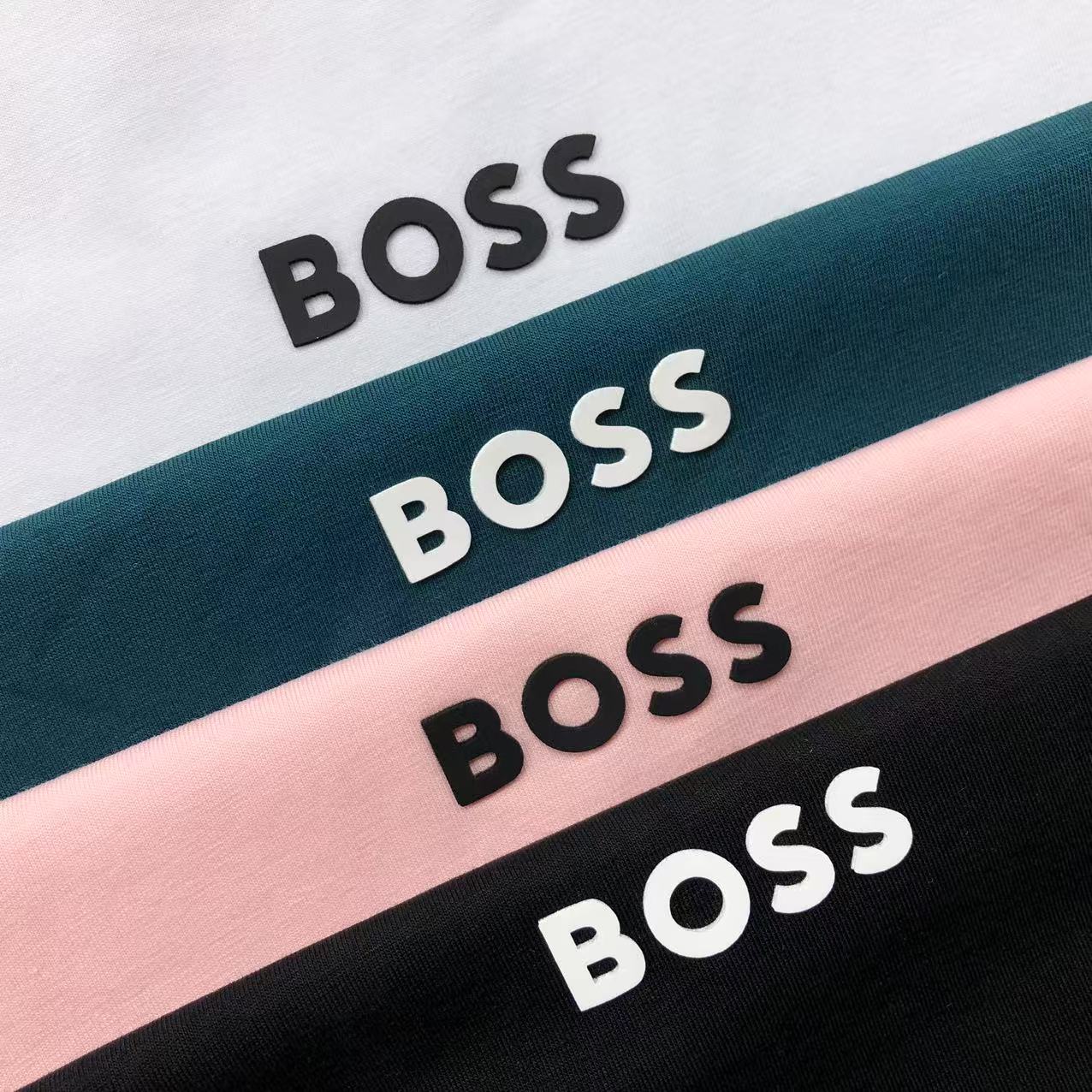 HUGO BOSS T-SHIRT