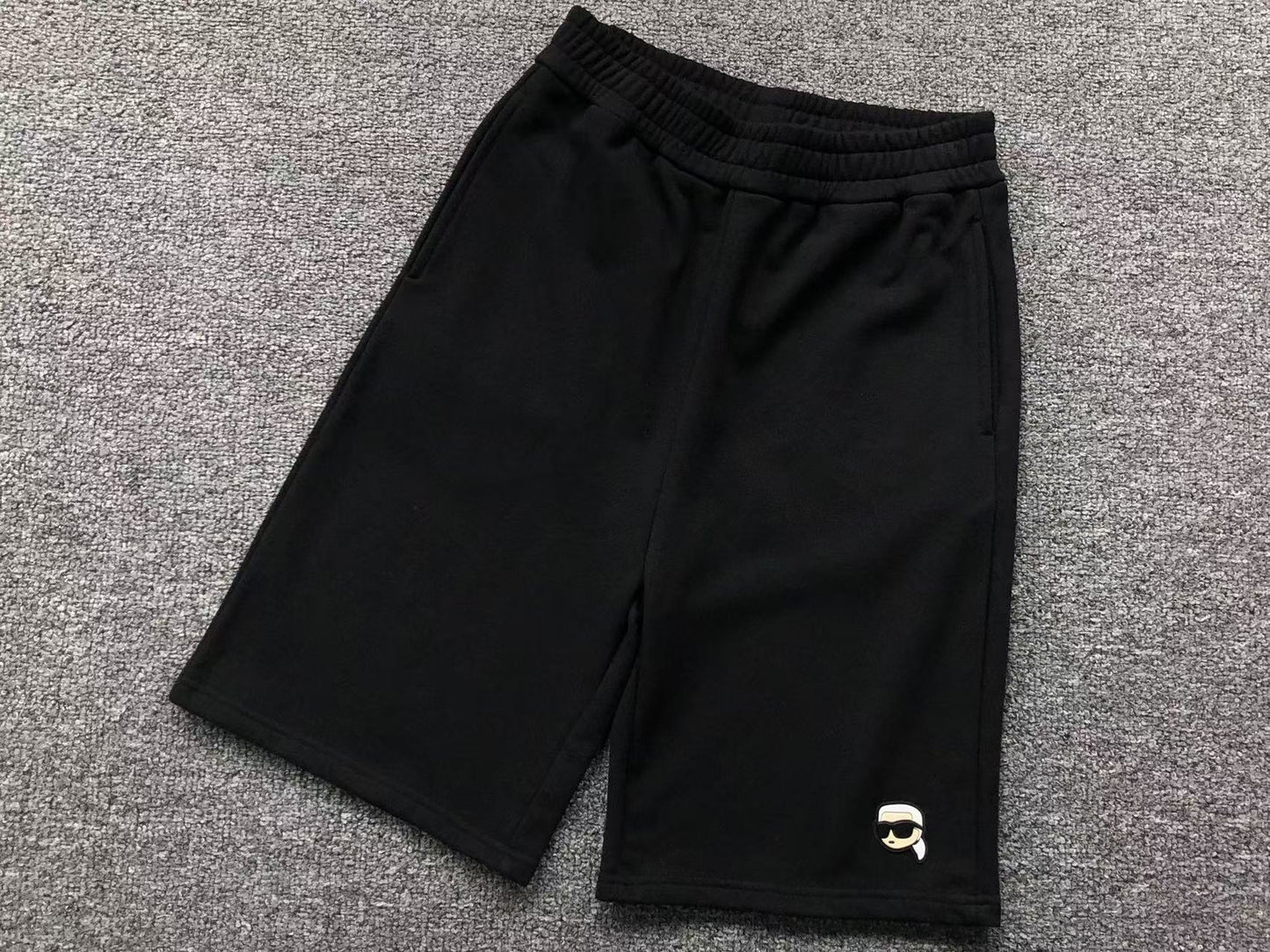 KARL LAGERFELD SHORT