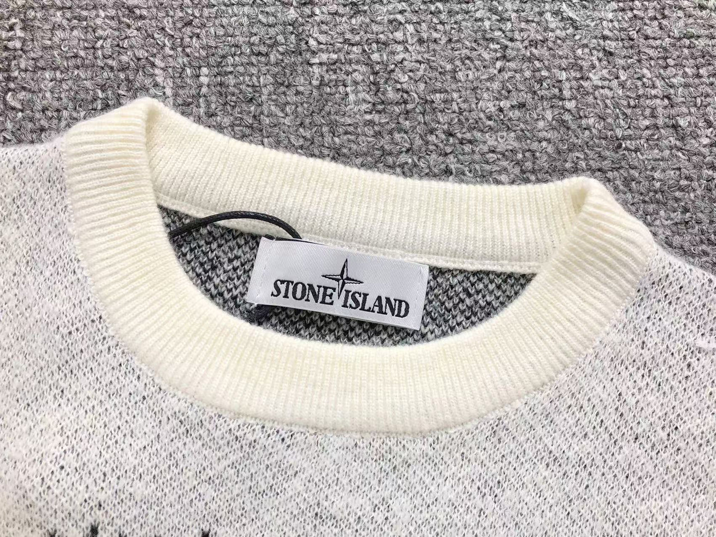 STONE ISLAND PULL