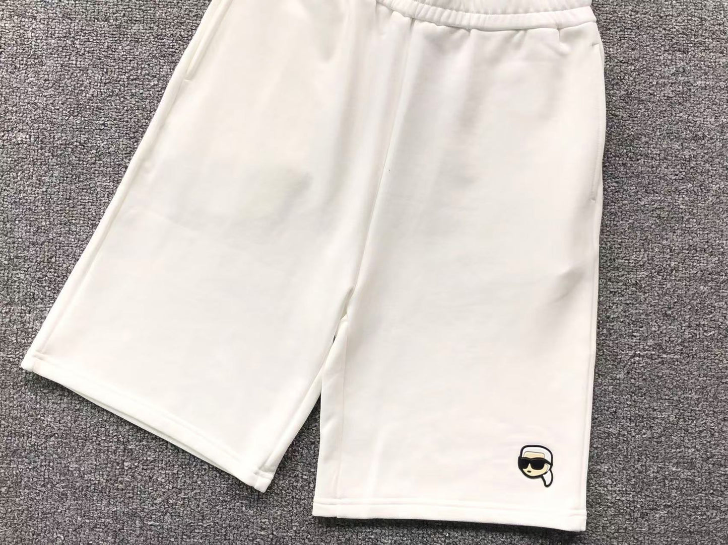 KARL LAGERFELD SHORT