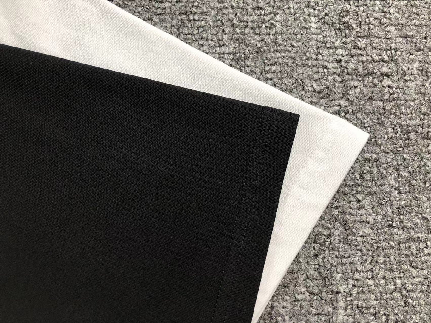 STONE ISLAND T-SHIRT