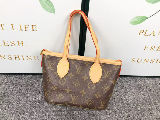 LV. SAC FEMME