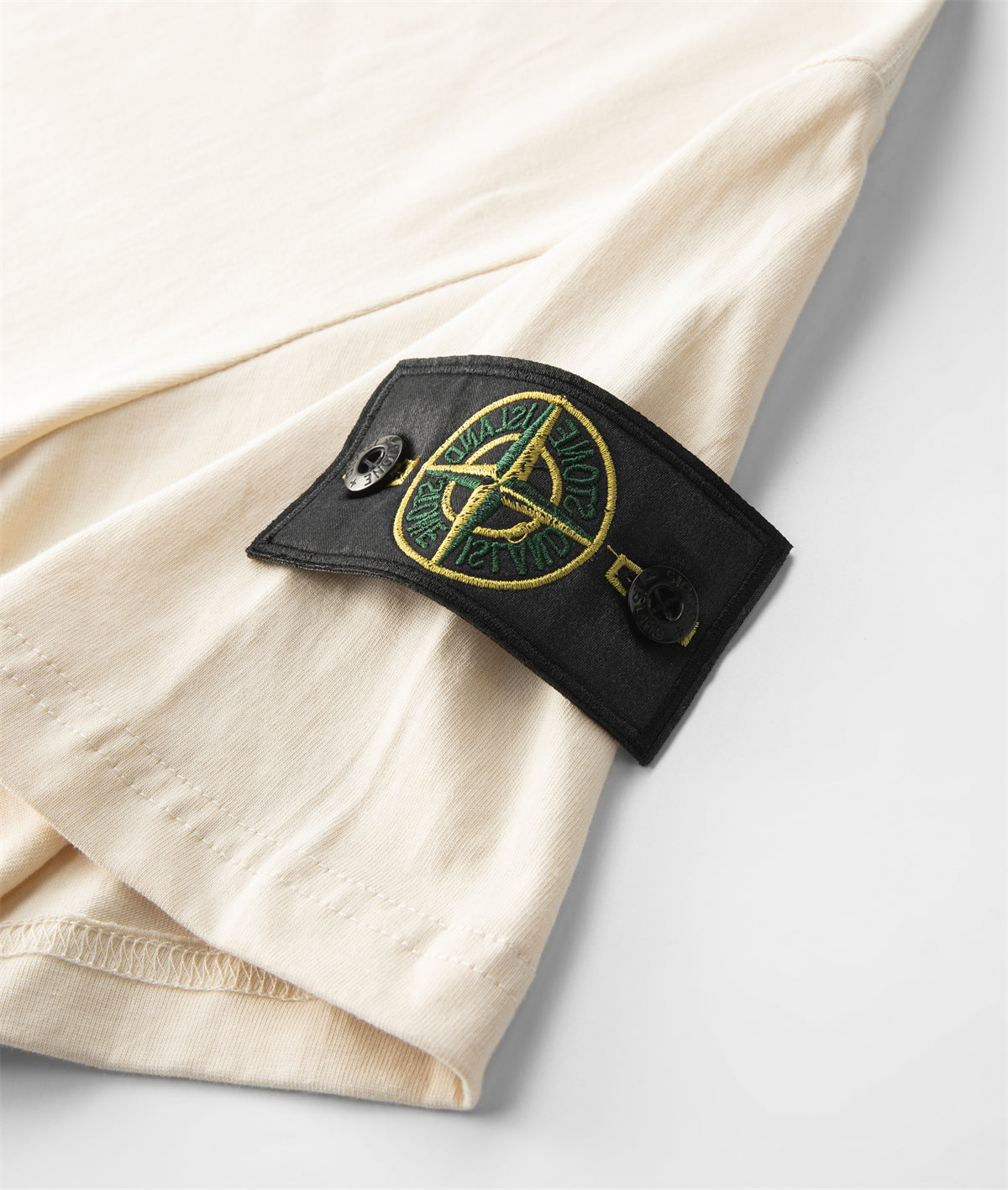 STONE ISLAND T-SHIRT