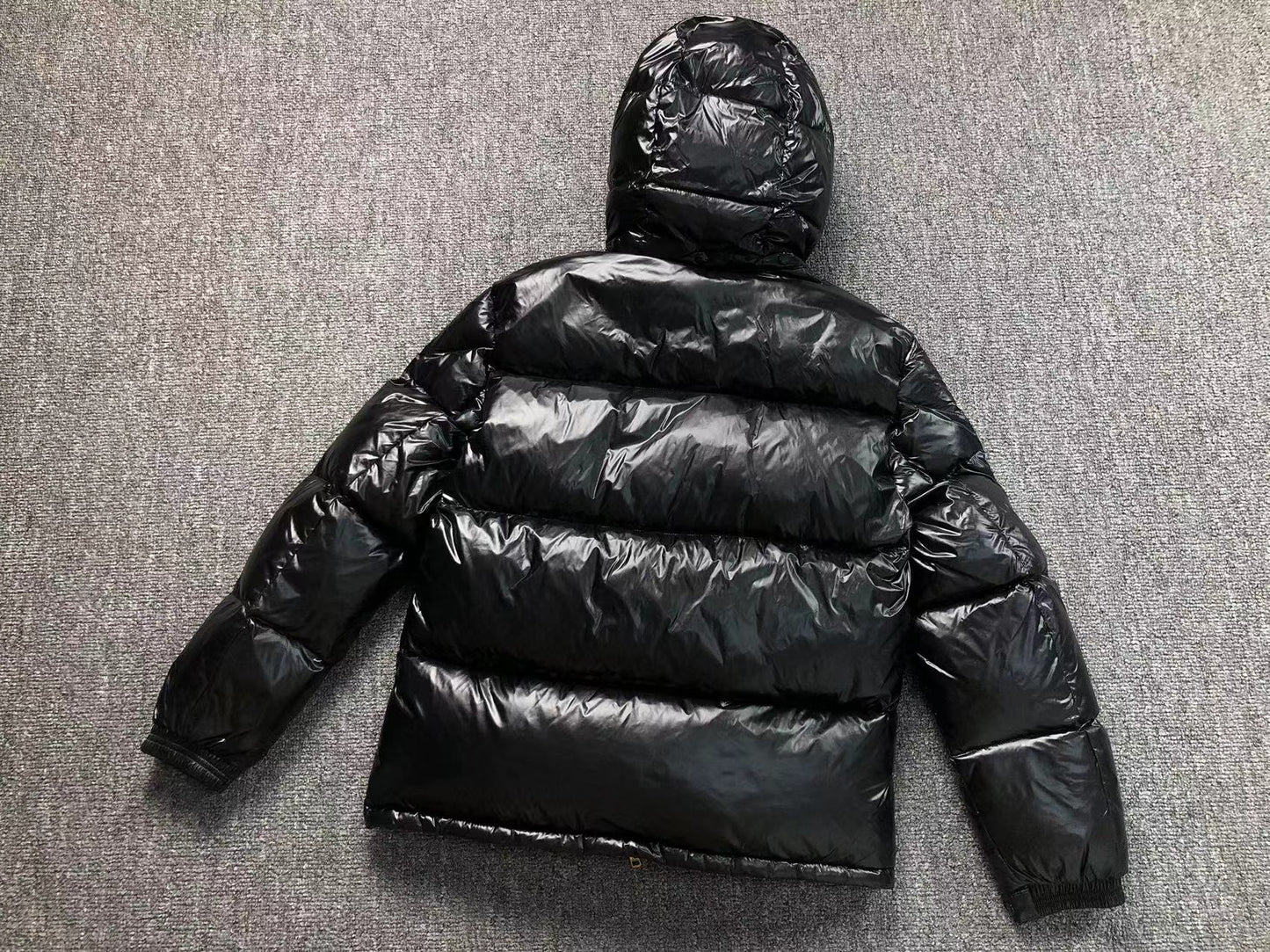 MONCLER DOUDOUNE