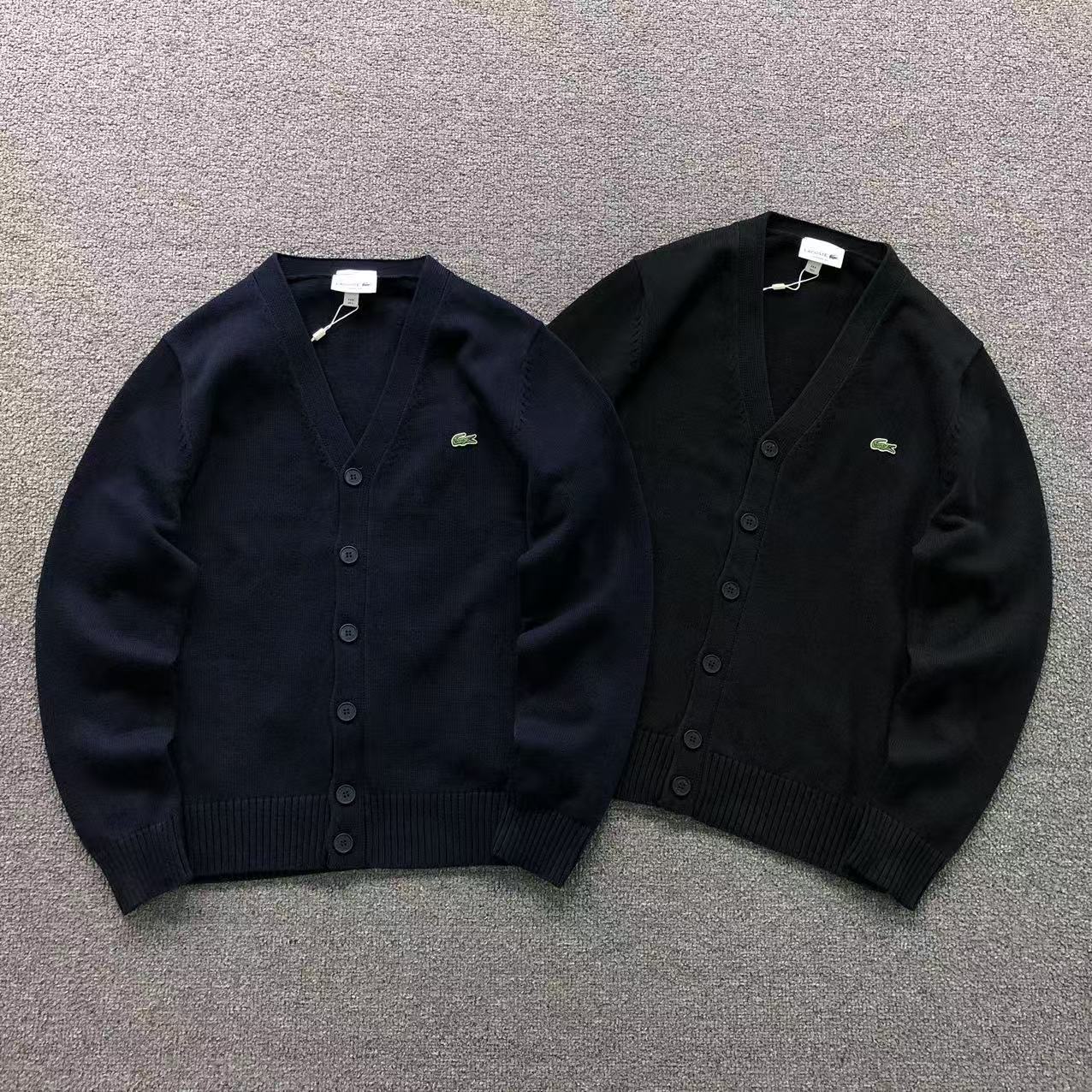 LACOSTE GILLET A BOUTTON