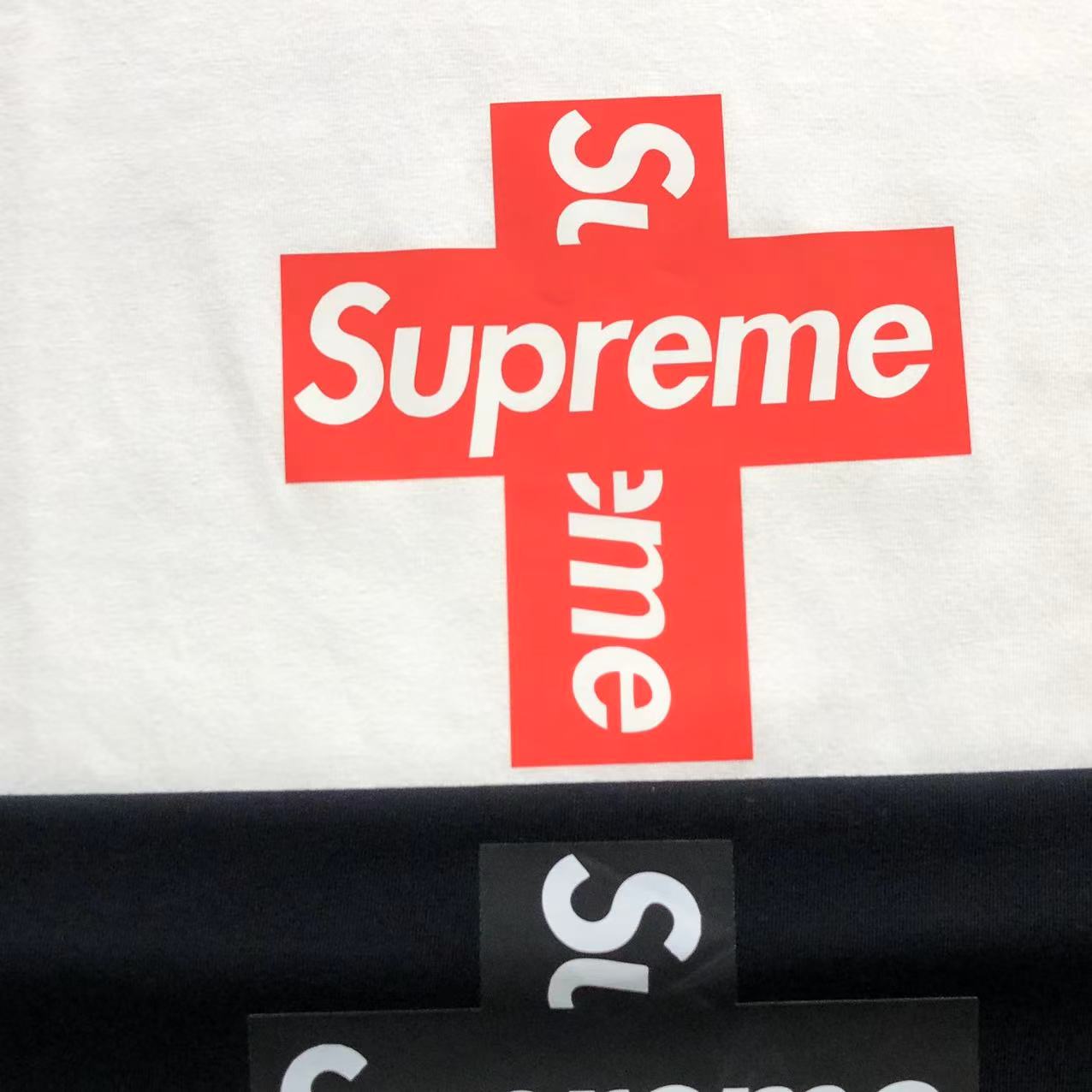 SUPREME T-SHIRT
