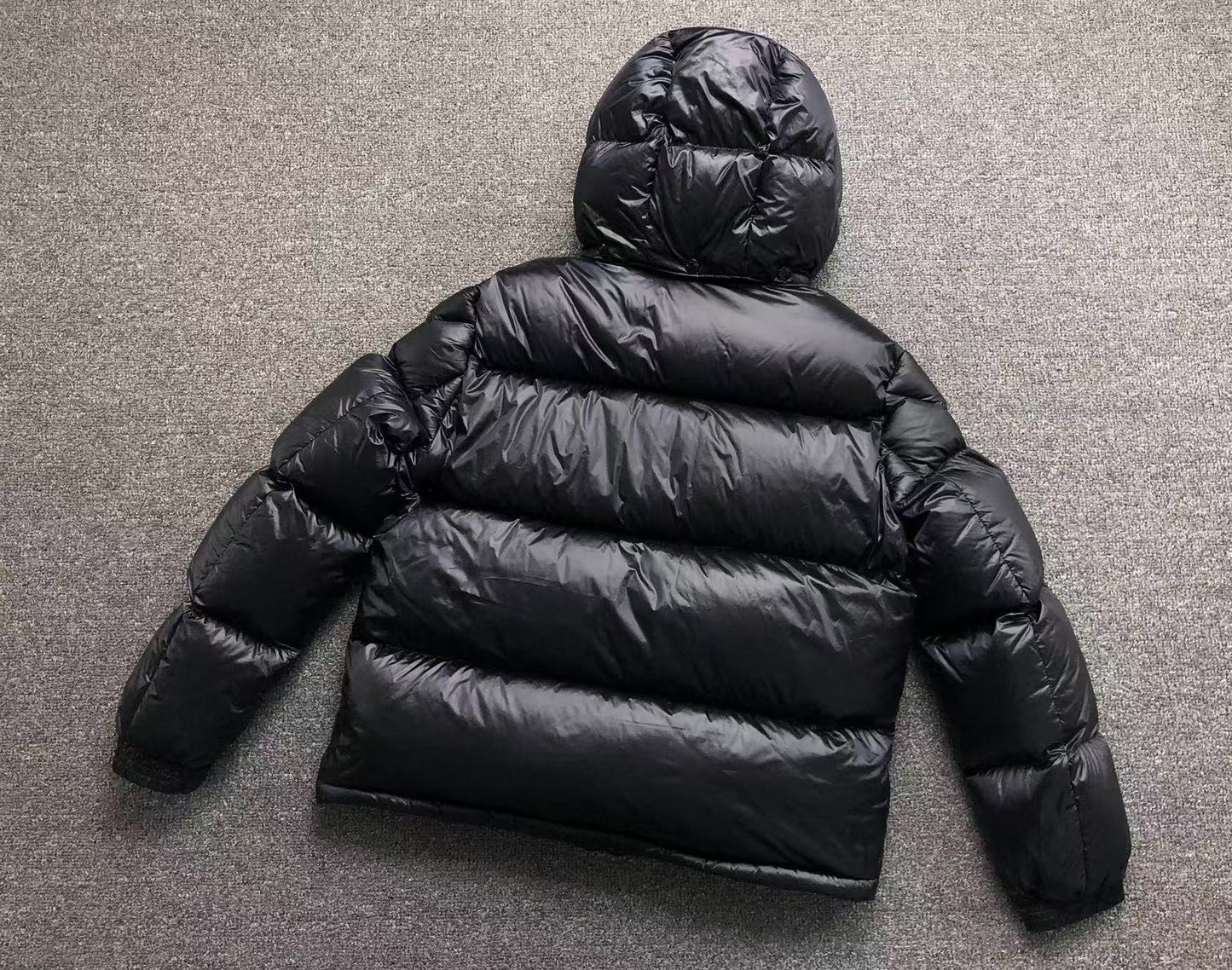 MONCLER DOUDOUNE